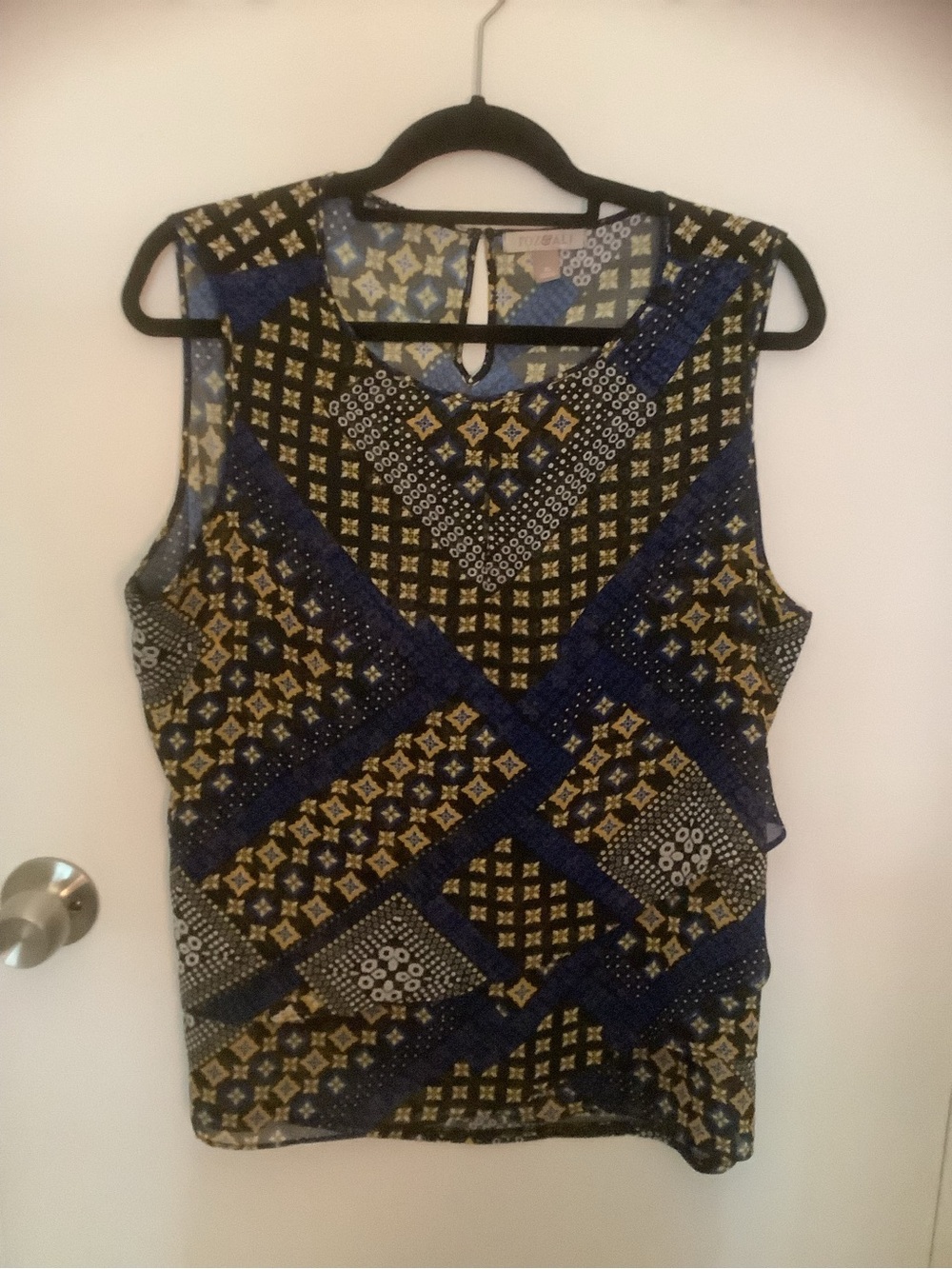 Roz & Ali Blue and Black Geometric Sleeveless Top